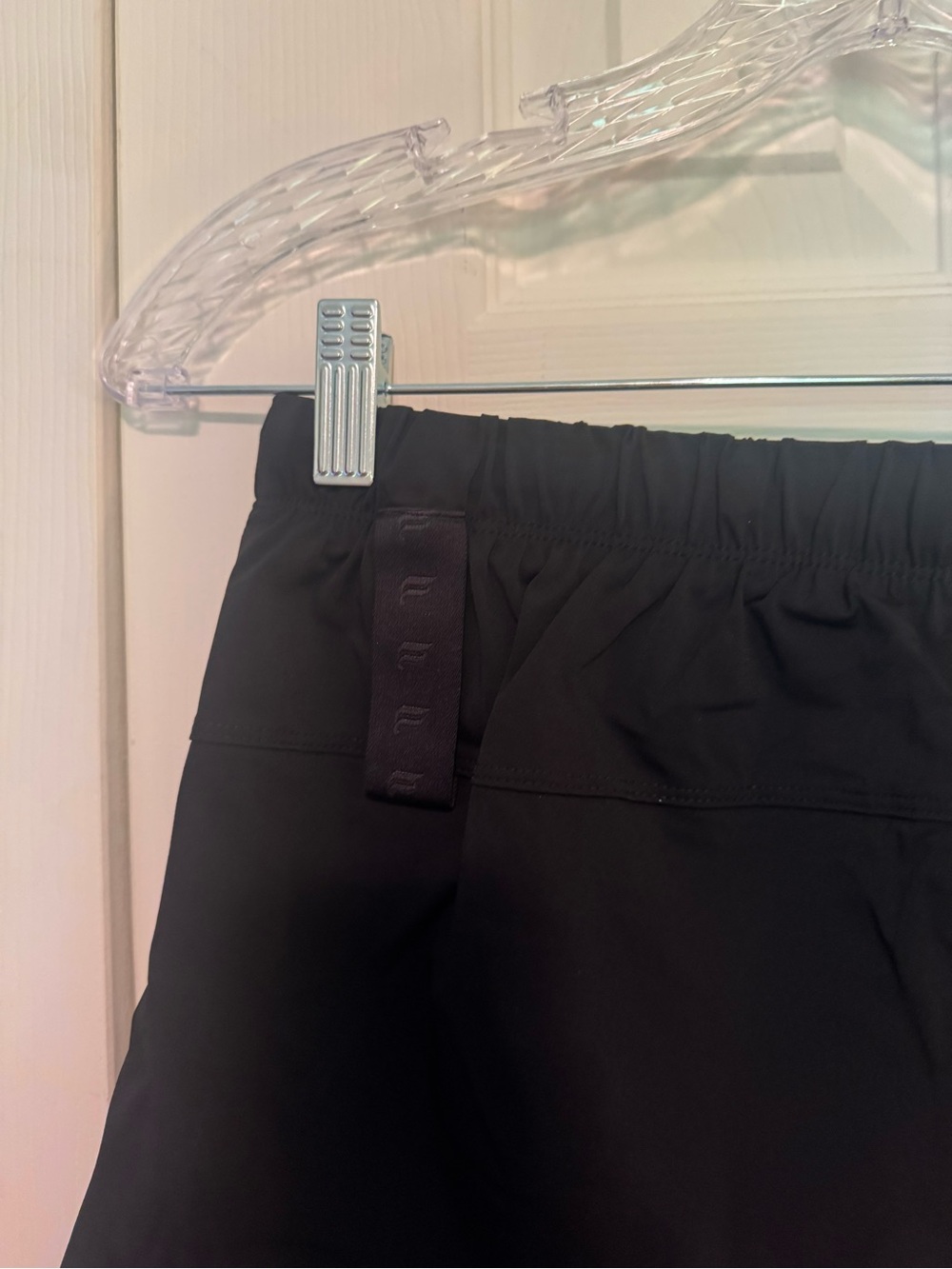 Men's Fabletics NWT Black Athletic Shorts, Size Medium - Picture 5 of 7